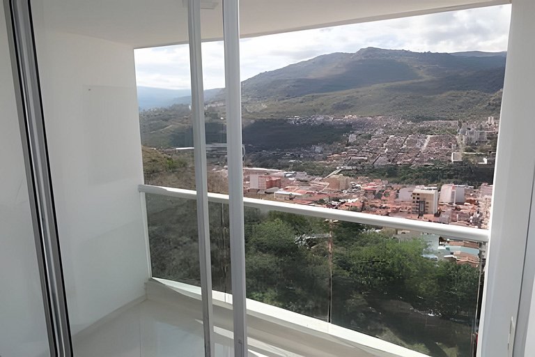 Apto en San Gil, cómodo, seguro y con vista 1A.