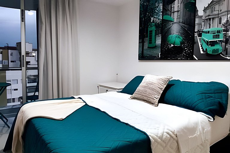 Strada Suites: Piso alto, wifi, aire acondicionado
