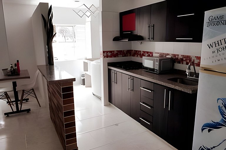 Located near the stadium and the Industrial University of Sa