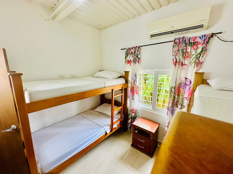 Cabin Tolú - Natural escape with nearby beaches - Paulamar