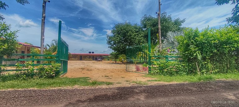 Perfect Getaway with Comfort and Nature: Air Conditioning, W