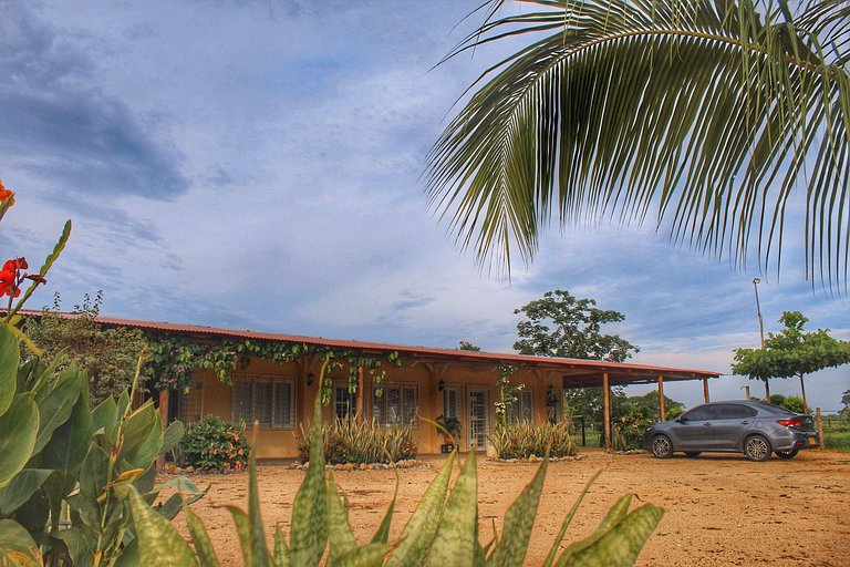 Perfect Getaway with Comfort and Nature: Air Conditioning, W