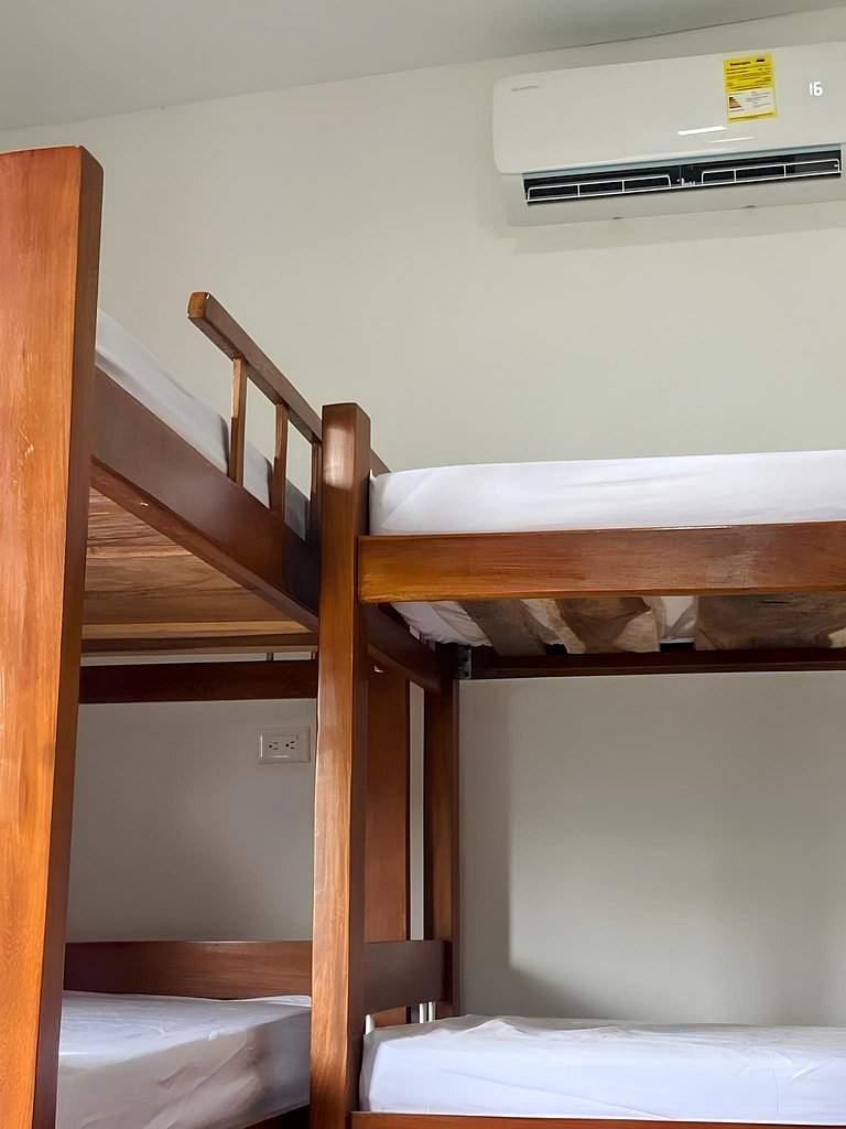 Escapada Perfecta con Comodidad y Naturaleza: Aire Acondicio