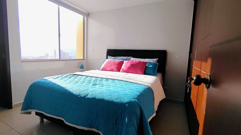 Habitación Privada con Baño en Apartamento Amoblado - La Con