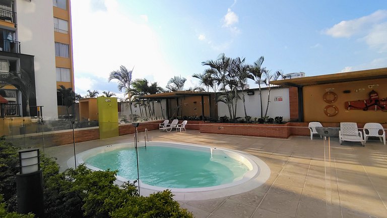 Habitación Privada con Baño en Apartamento Amoblado - La Con