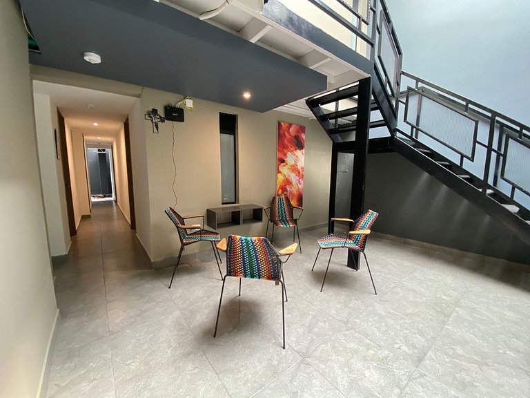 Habitación con cama Queen, a minutos del aeropuerto