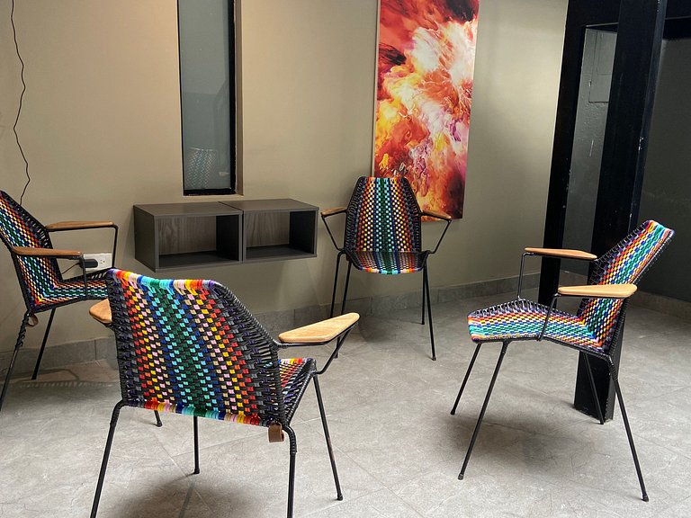 Cama King cerca Aeropuerto El Dorado | Hostme - 96k Premiun