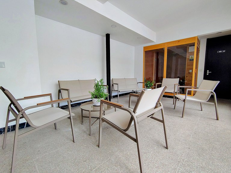 Estudio Moderno en Santa Bárbara, Usaquén | Hostme